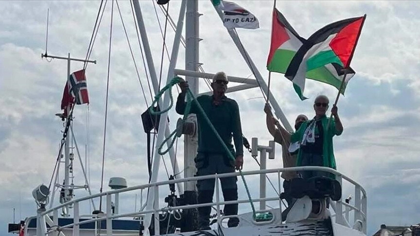 ناشطة فرنسية: إسرائيل عذّبت كافة ناشطي "أسطول الصمود" وعشنا أوقاتا عصيبة